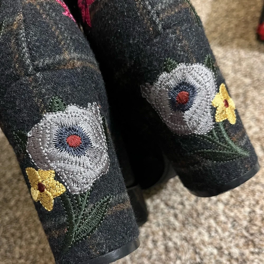 Indigo Rd. Booties (Size 7.5) - Picture 3 of 5